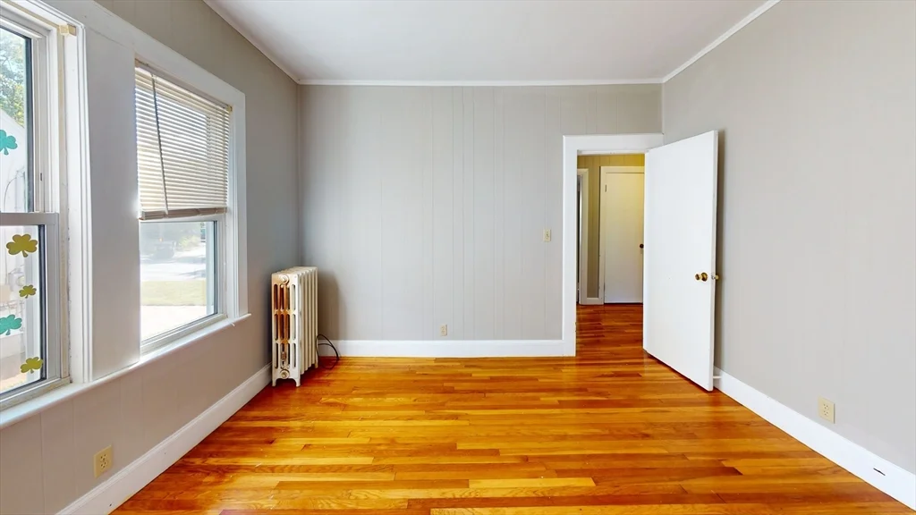 3 bed, 1 bath apartment for rent at 48 Oak St Unit 1, East Dedham — photo 7 of 12