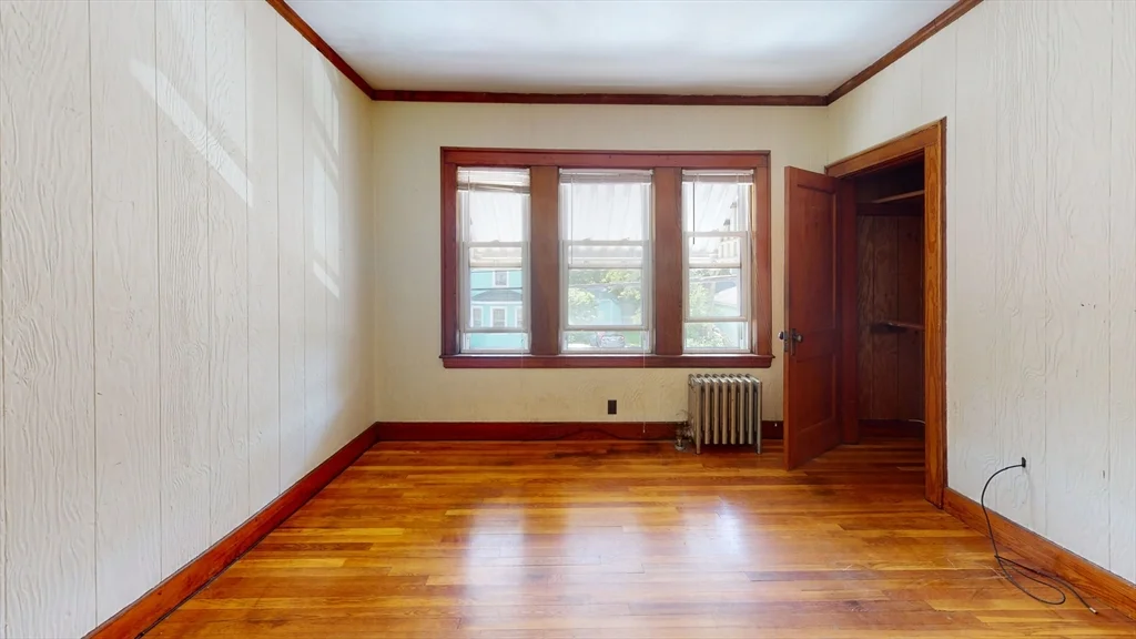 3 bed, 1 bath apartment for rent at 48 Oak Unit 2, East Dedham — photo 4 of 8