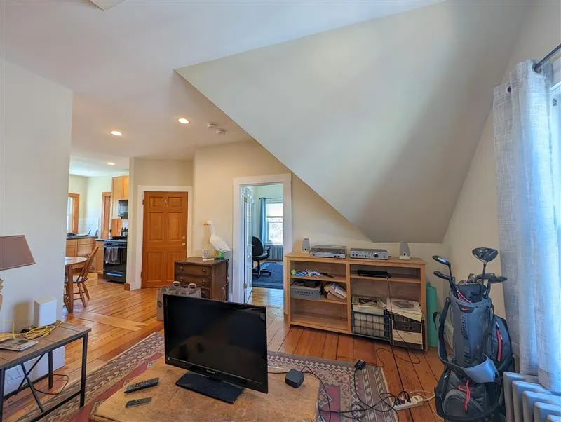 2 bed, 1 bath apartment for rent at 48 Orchard St Unit 3, Medford — photo 12 of 18