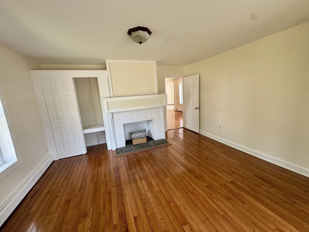 3 bed, 1 bath apartment for rent at 48 Pleasant St Unit 1, Holbrook — photo 10 of 21