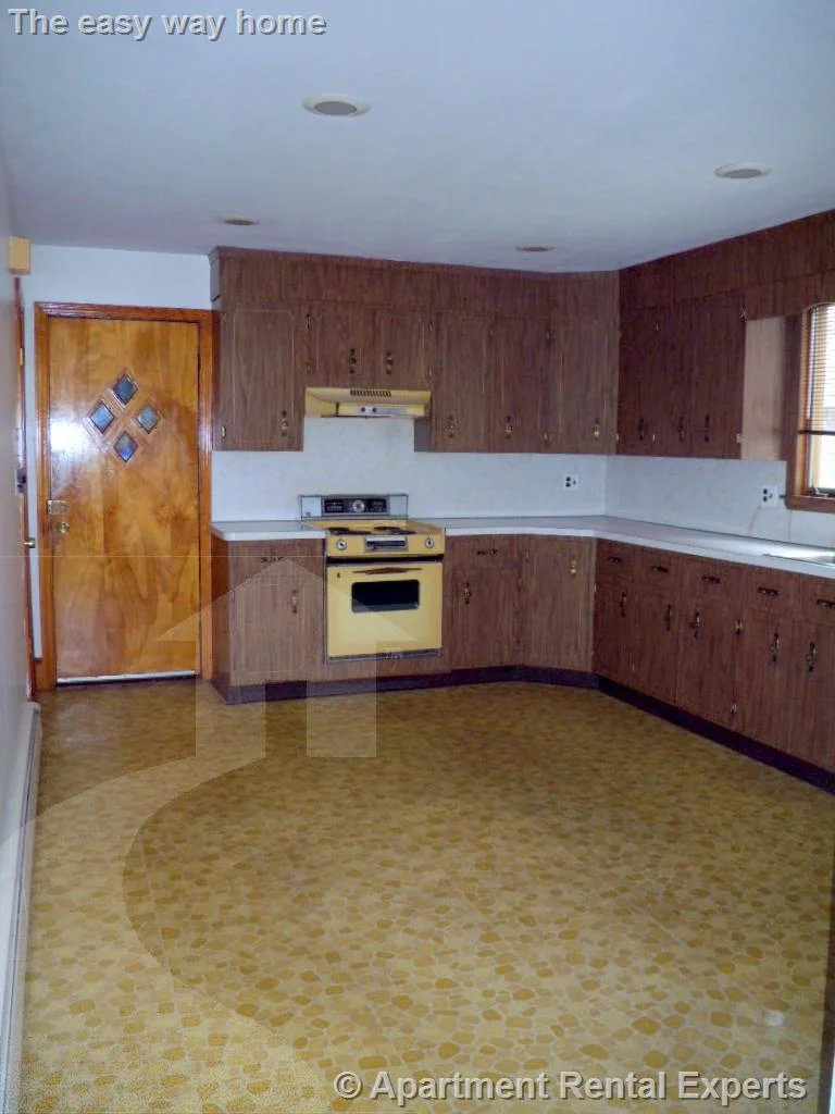 2 bed, 1 bath apartment for rent at 48 Powderhouse Blvd Unit 1, Davis Square — photo 17 of 24