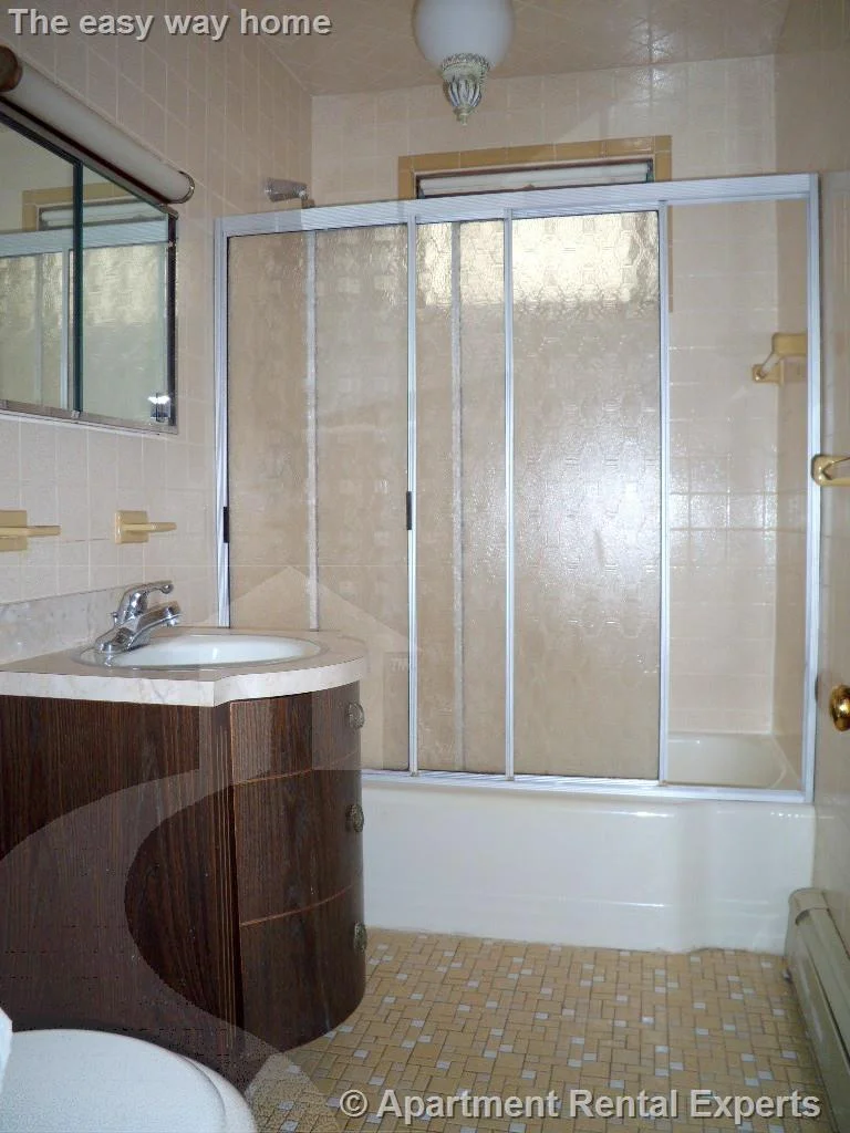 2 bed, 1 bath apartment for rent at 48 Powderhouse Blvd Unit 1, Davis Square — photo 12 of 24