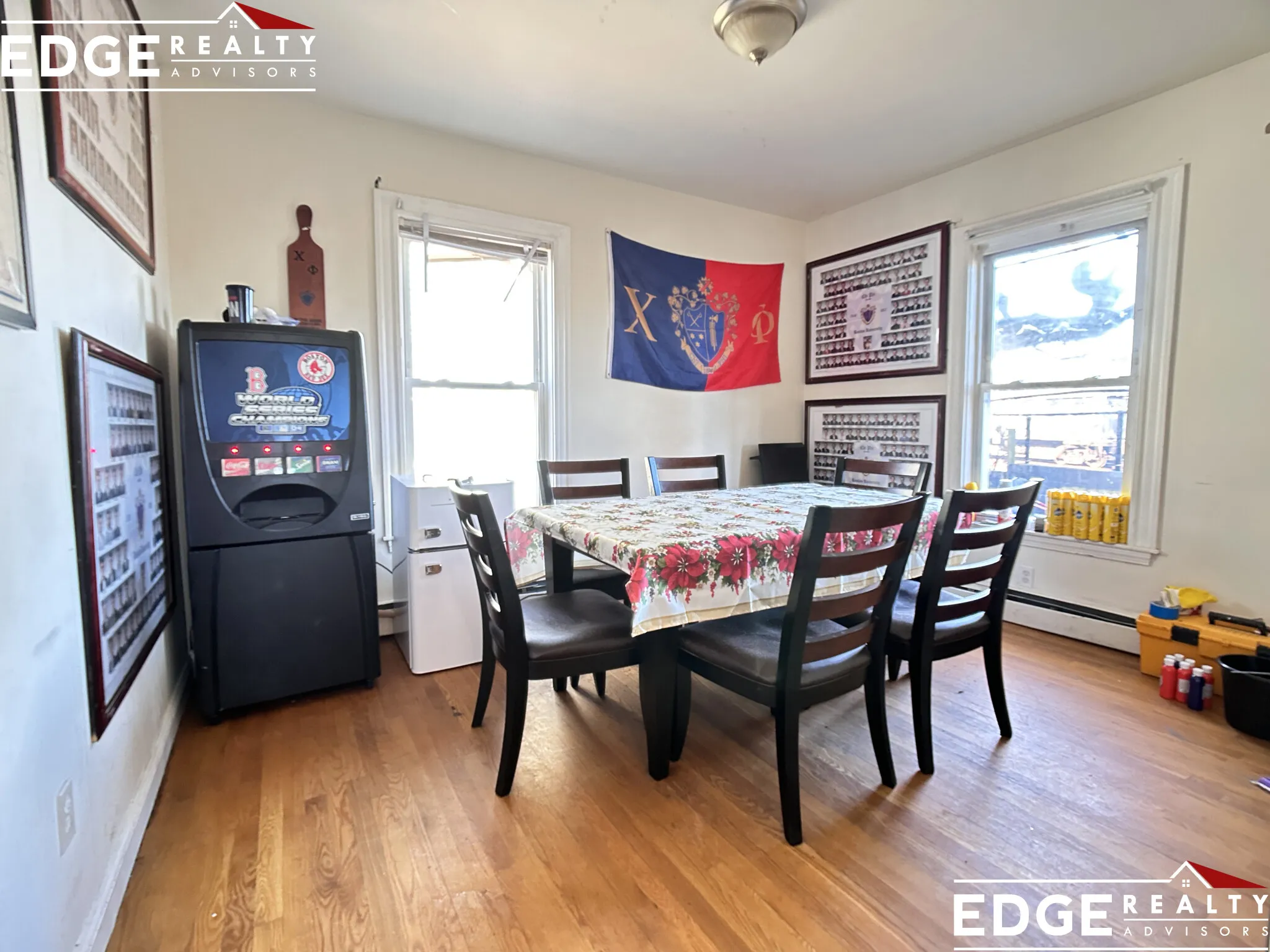 6 bed, 2 bath apartment for rent at 48 Pratt St Unit 2, Allston — photo 3 of 10