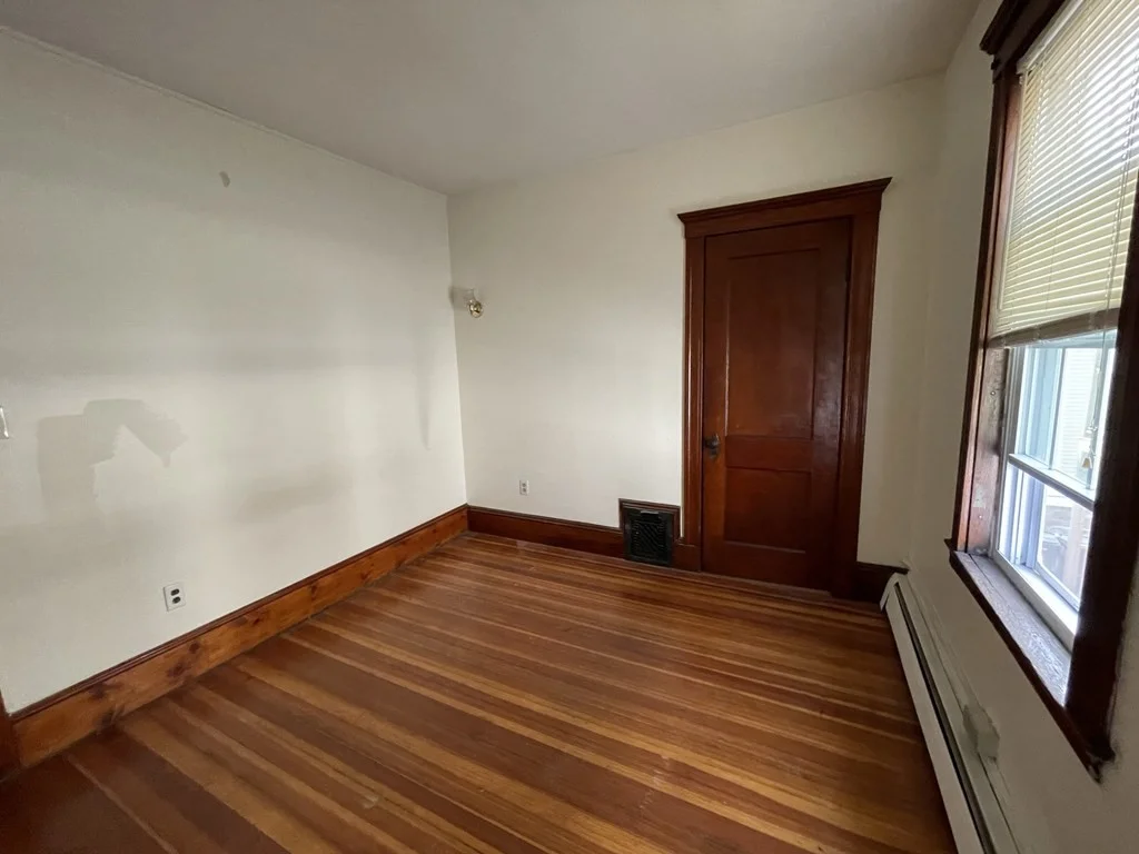 3 bed, 1 bath apartment for rent at 48 Prince Unit 2B, Salem — photo 13 of 14