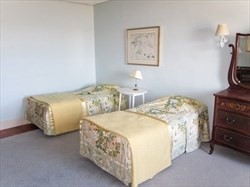 6 bed, 4+ bath apartment for rent at 48 Proctor, Manchester — photo 26 of 36