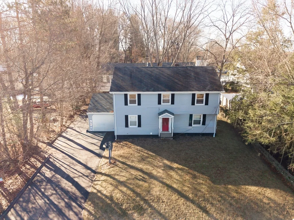 2 bed, 1 bath apartment for rent at 48 Ray St Unit 2, Webster — photo 1 of 15