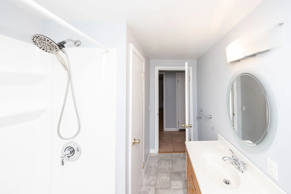 2 bed, 1 bath apartment for rent at 48 Ray St Unit 2, Webster — photo 15 of 15