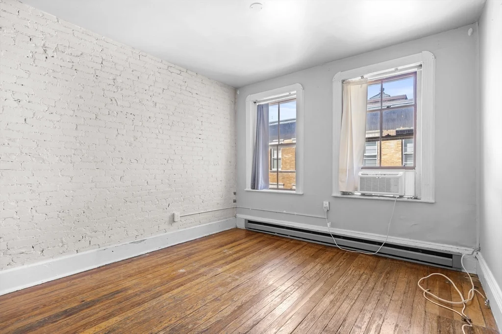 2 bed, 1 bath apartment for rent at 48 Revere St Unit 3, Beacon Hill — photo 9 of 10