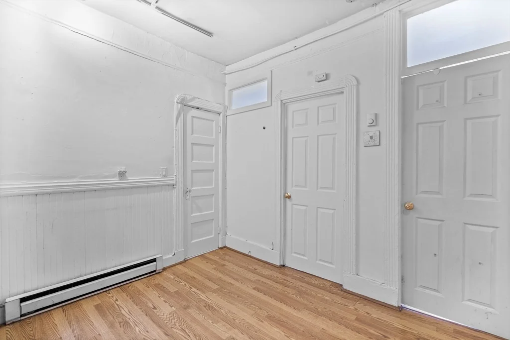 2 bed, 1 bath apartment for rent at 48 Revere St Unit 3, Beacon Hill — photo 8 of 10