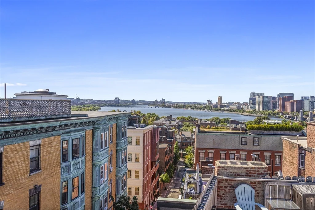 2 bed, 1 bath apartment for rent at 48 Revere St Unit 3, Beacon Hill — photo 1 of 10