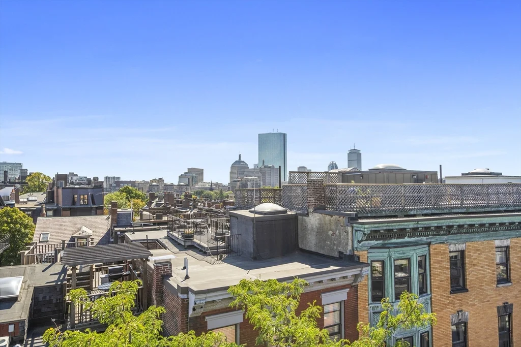 2 bed, 1 bath apartment for rent at 48 Revere St Unit 3, Beacon Hill — photo 2 of 10