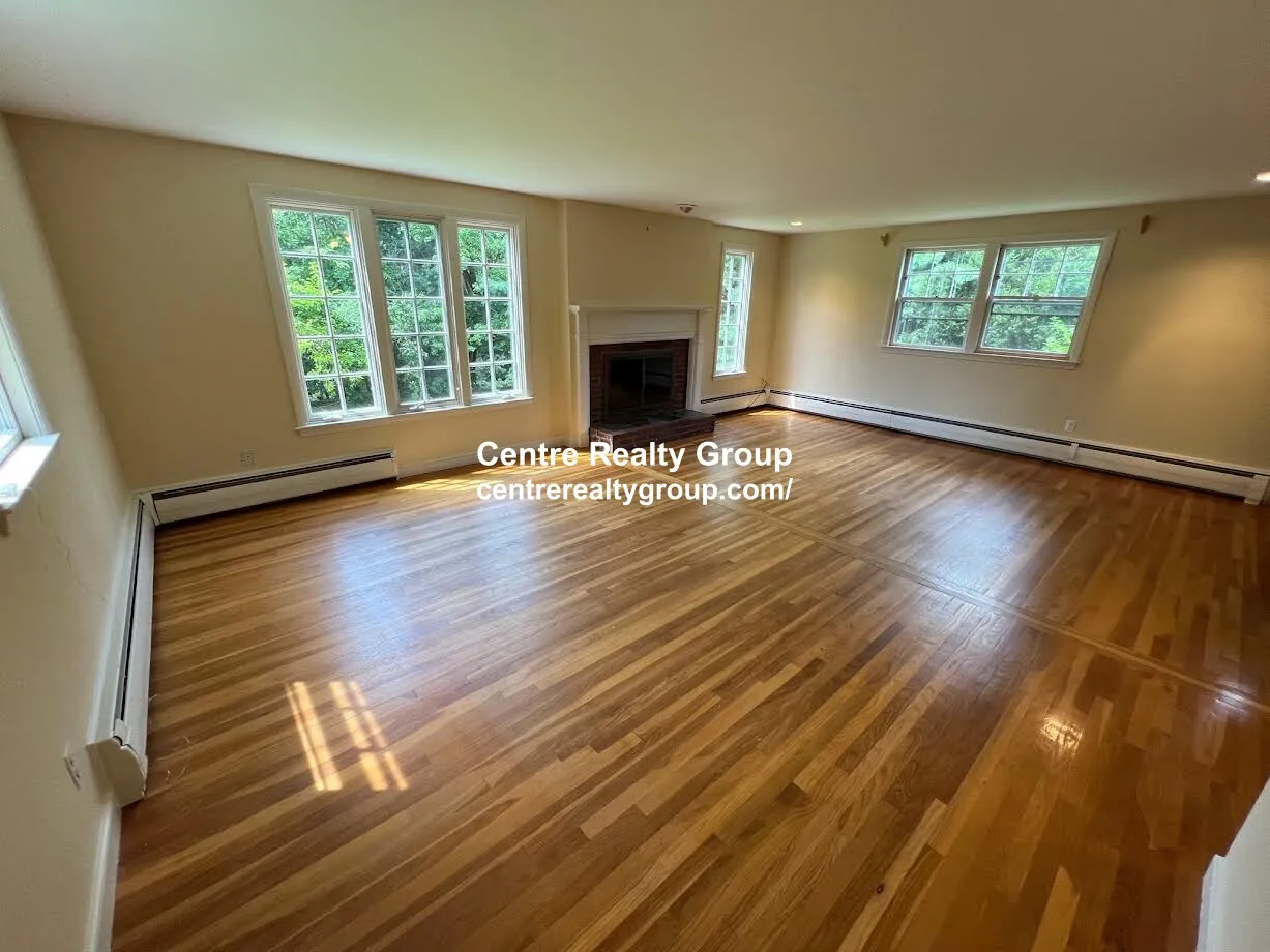 3 bed, 2 bath apartment for rent at 48 River Ave Unit 1, Newton Upper Falls — photo 2 of 17