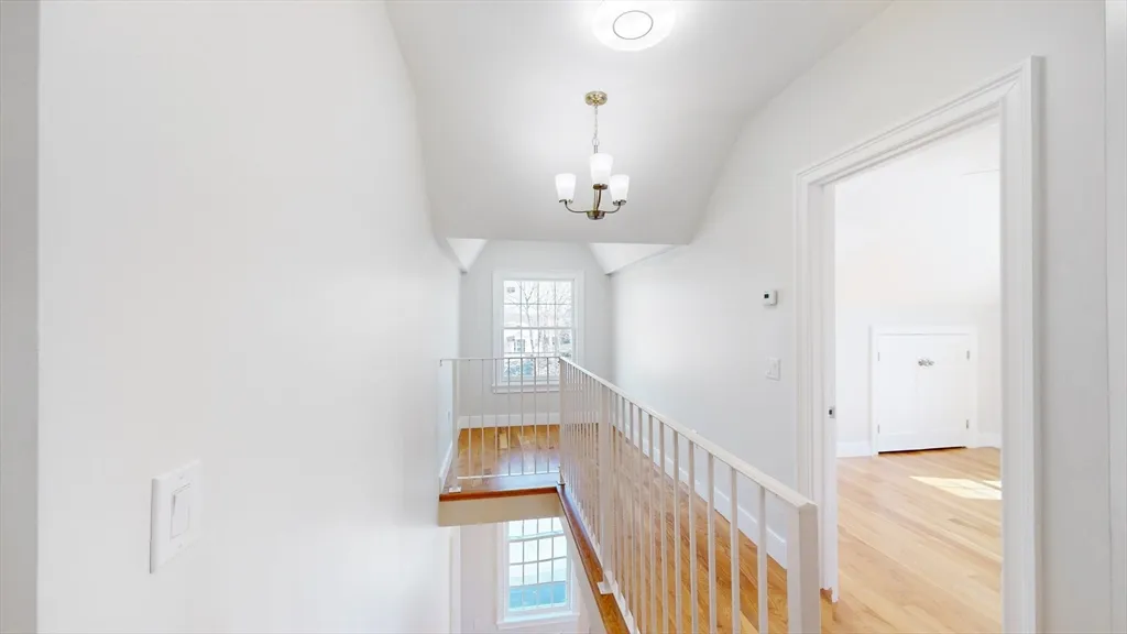 4 bed, 3 bath apartment for rent at 48 Rockwell St Unit 1, Maplewood — photo 26 of 34