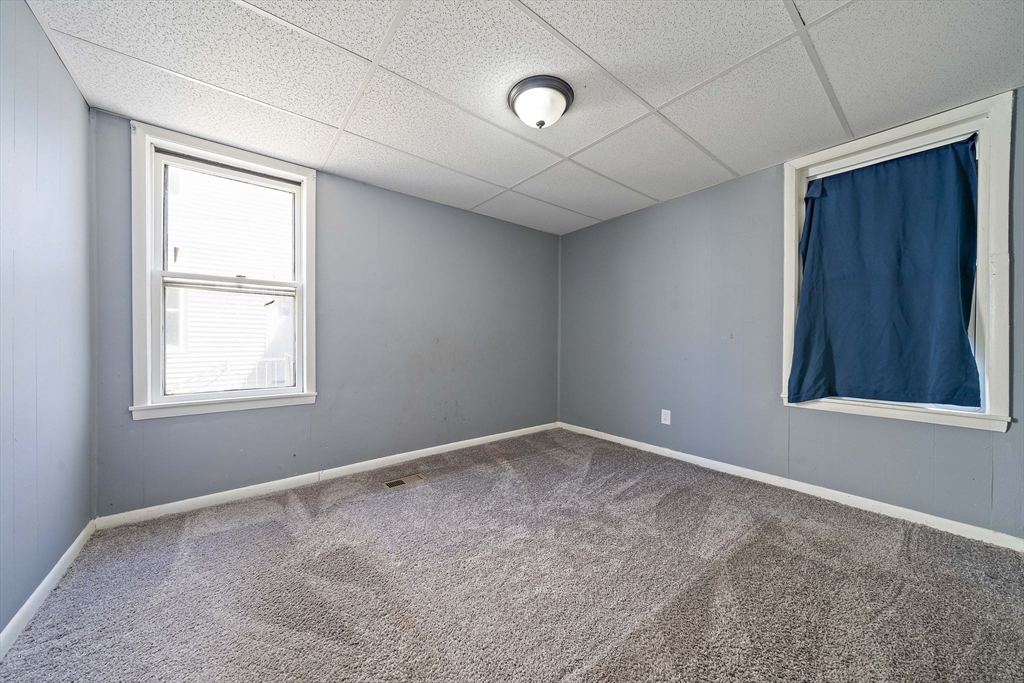 3 bed, 1 bath apartment for rent at 48 Rocliffe St Unit 1, Fall River — photo 15 of 15