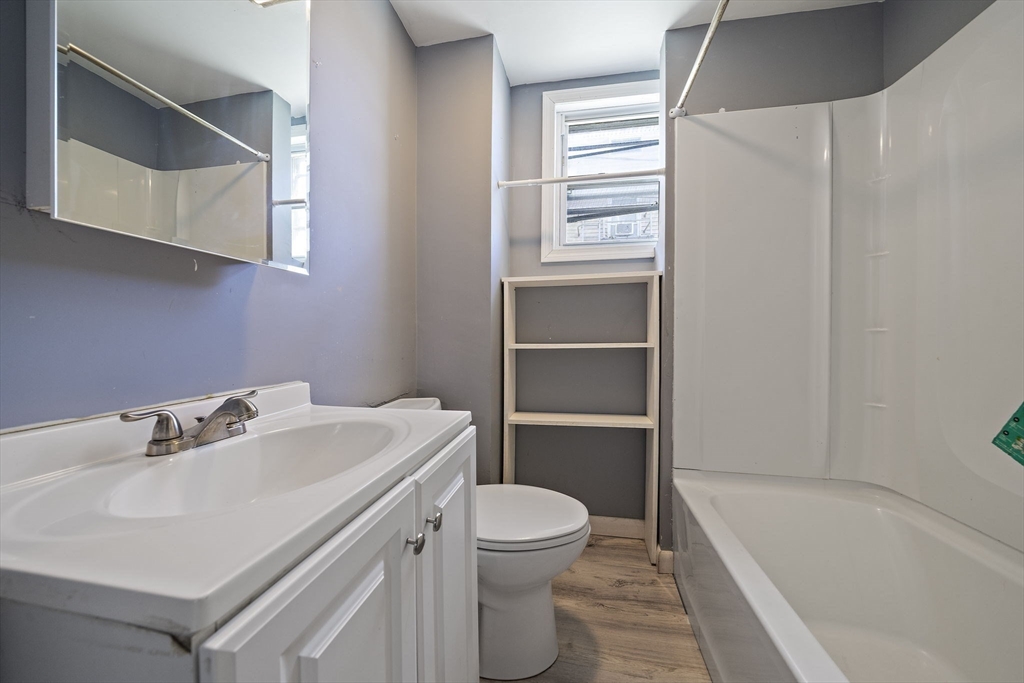 3 bed, 1 bath apartment for rent at 48 Rocliffe St Unit 1, Fall River — photo 12 of 15
