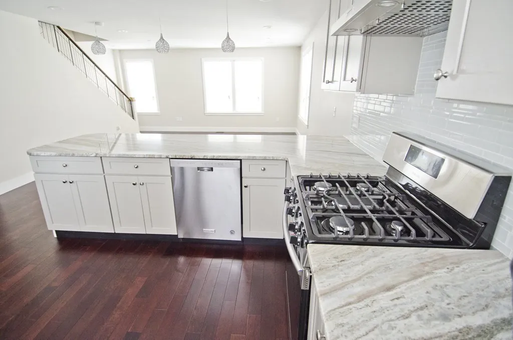 2 bed, 2 bath apartment for rent at 48 Saint Margaret St Unit 48, Dorchester — photo 2 of 29