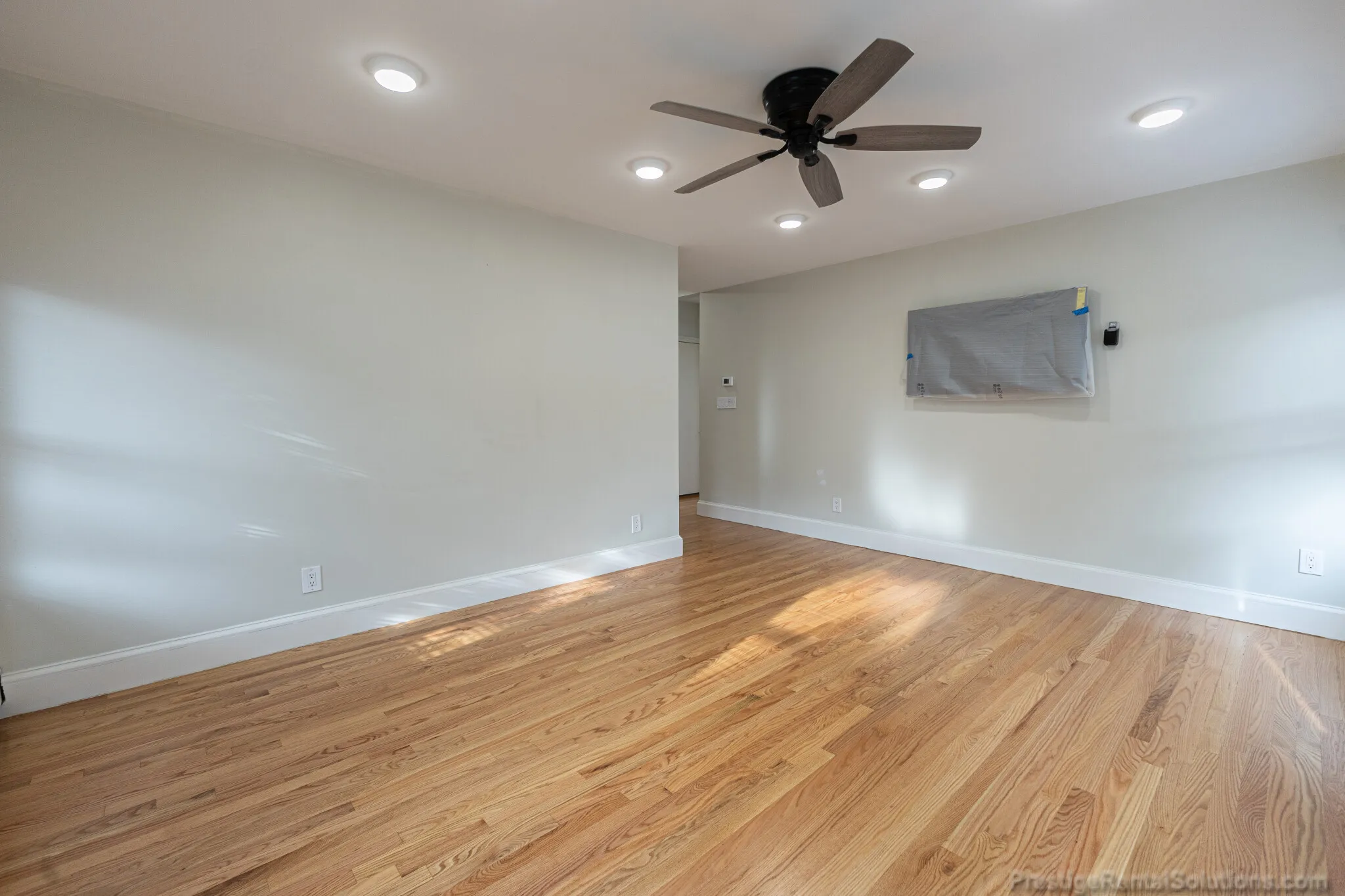 3.5 bed, 2 bath apartment for rent at 48 Shannon St Unit 2, Brighton — photo 6 of 25