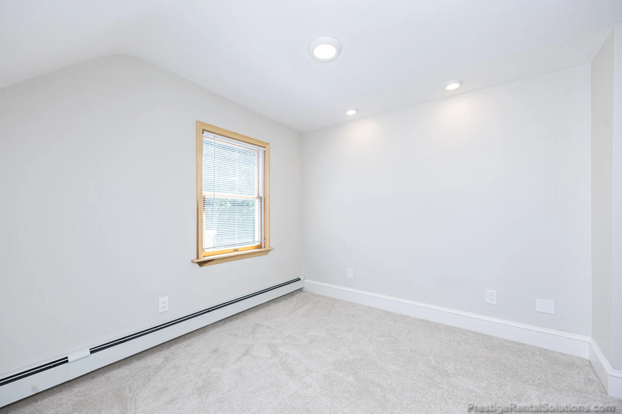 3.5 bed, 2 bath apartment for rent at 48 Shannon St Unit 2, Brighton — photo 16 of 25