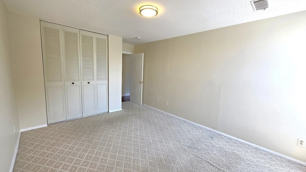 2 bed, 1 bath apartment for rent at 48 Shrewsbury Green Dr Unit I, Shrewsbury — photo 23 of 32
