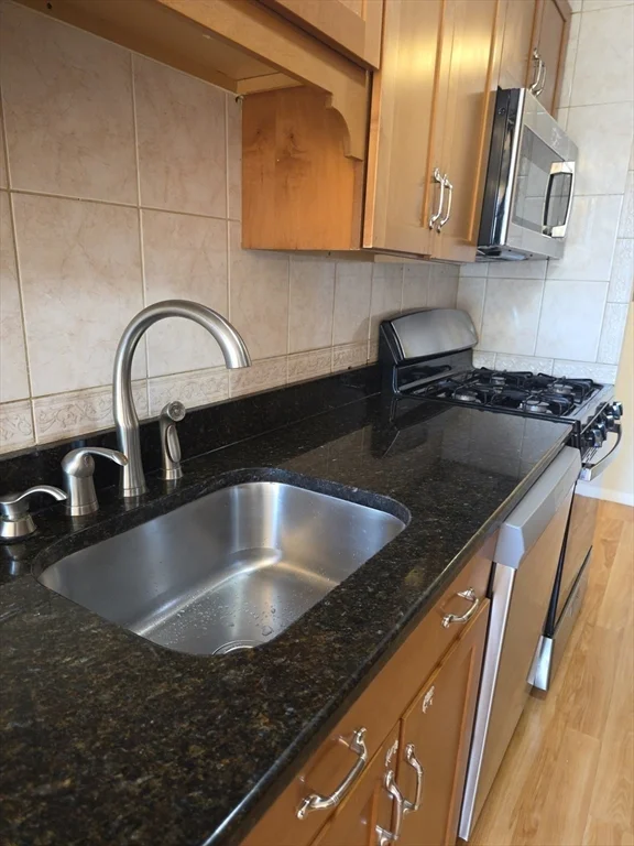 2 bed, 1 bath apartment for rent at 48 Shrewsbury Green Dr Unit I, Shrewsbury — photo 7 of 32