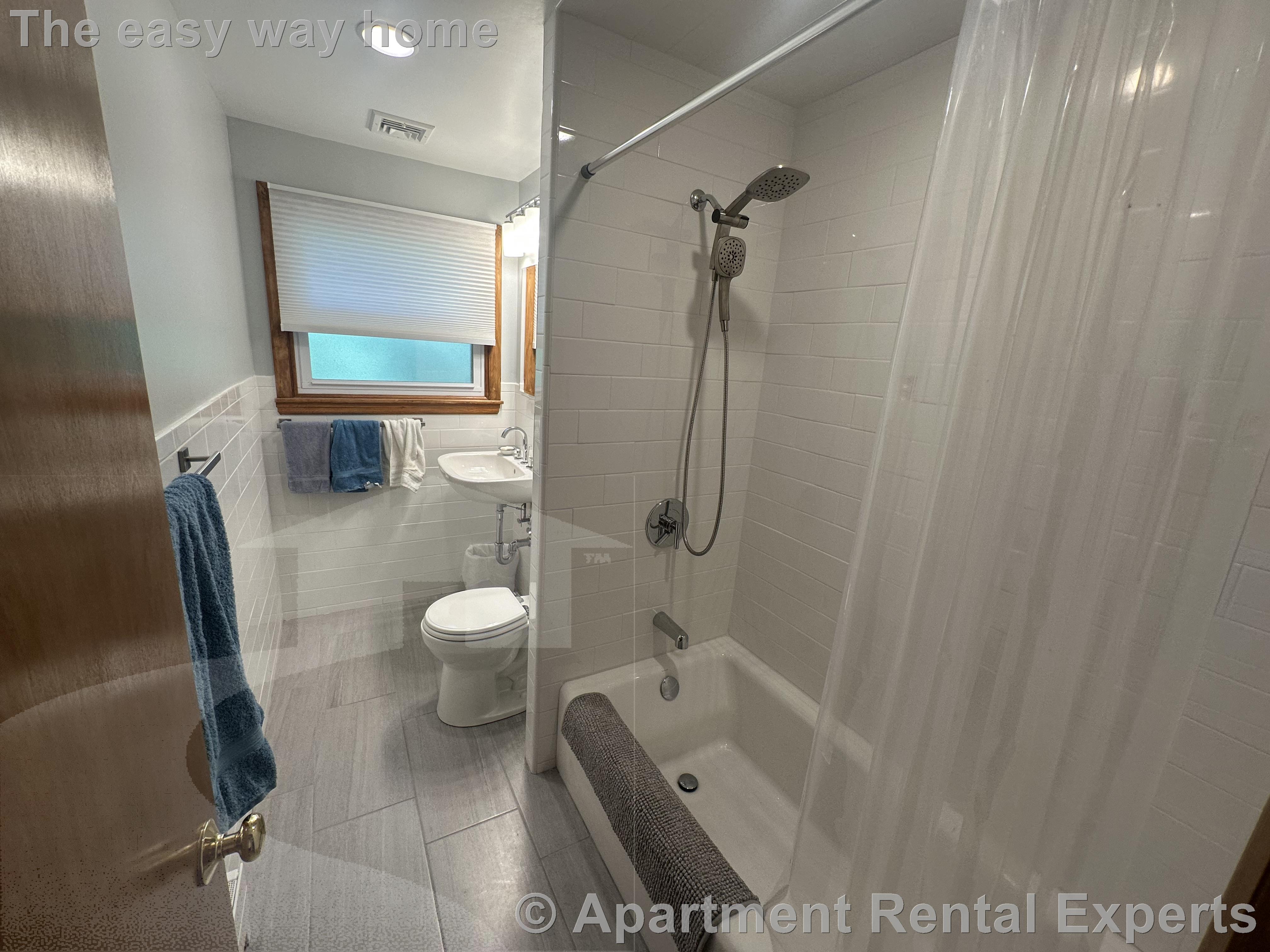 3 bed, 2 bath apartment for rent at 48 Spy Pond Ln, Arlington Center — photo 11 of 16
