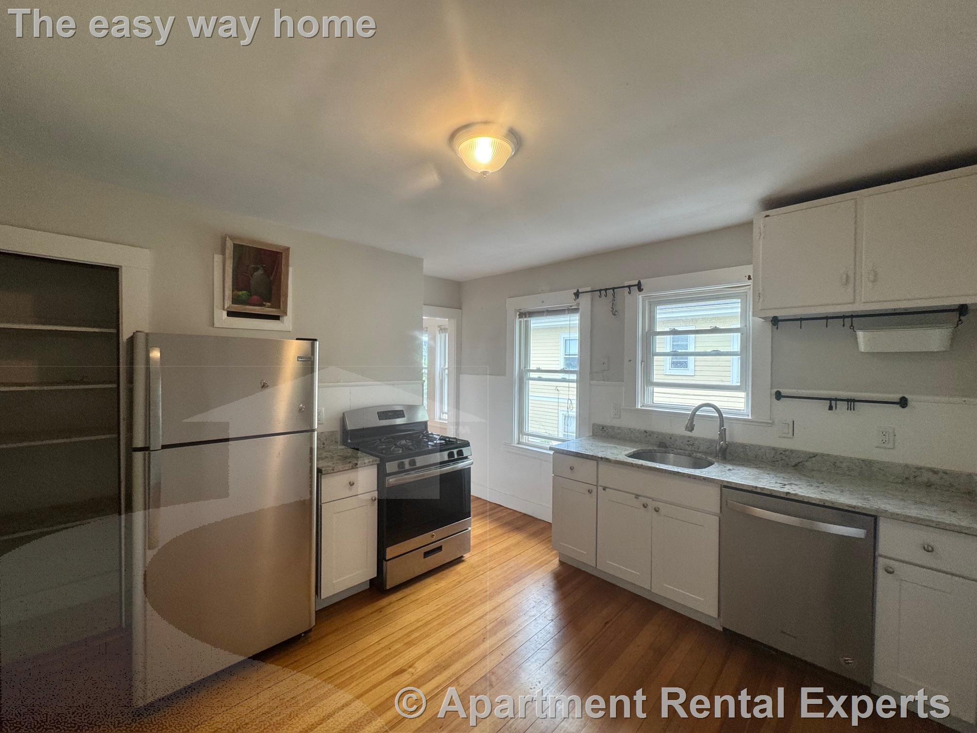2 bed, 1 bath apartment for rent at 48 Standish St Unit 2, Huron Village — photo 14 of 18