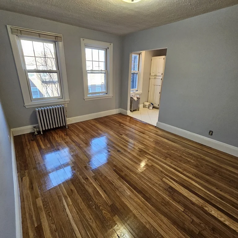 Studio bed, 1 bath apartment for rent at 48 Strathmore Rd Unit 43, Brighton — photo 2 of 6