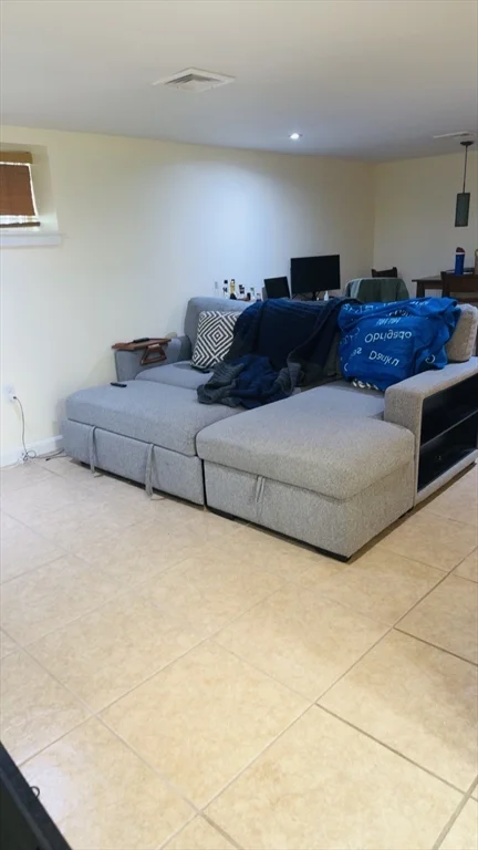 2 bed, 1 bath apartment for rent at 48 Trapelo Unit 1A, Brighton — photo 4 of 16