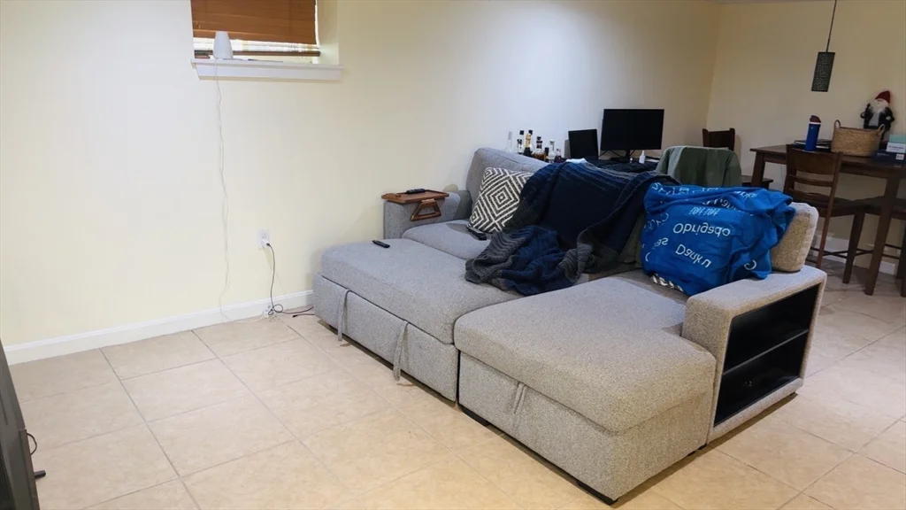 2 bed, 1 bath apartment for rent at 48 Trapelo Unit 1A, Brighton