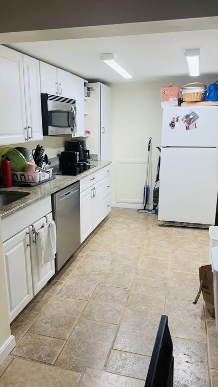 2 bed, 1 bath apartment for rent at 48 Trapelo Unit 1A, Brighton — photo 9 of 16