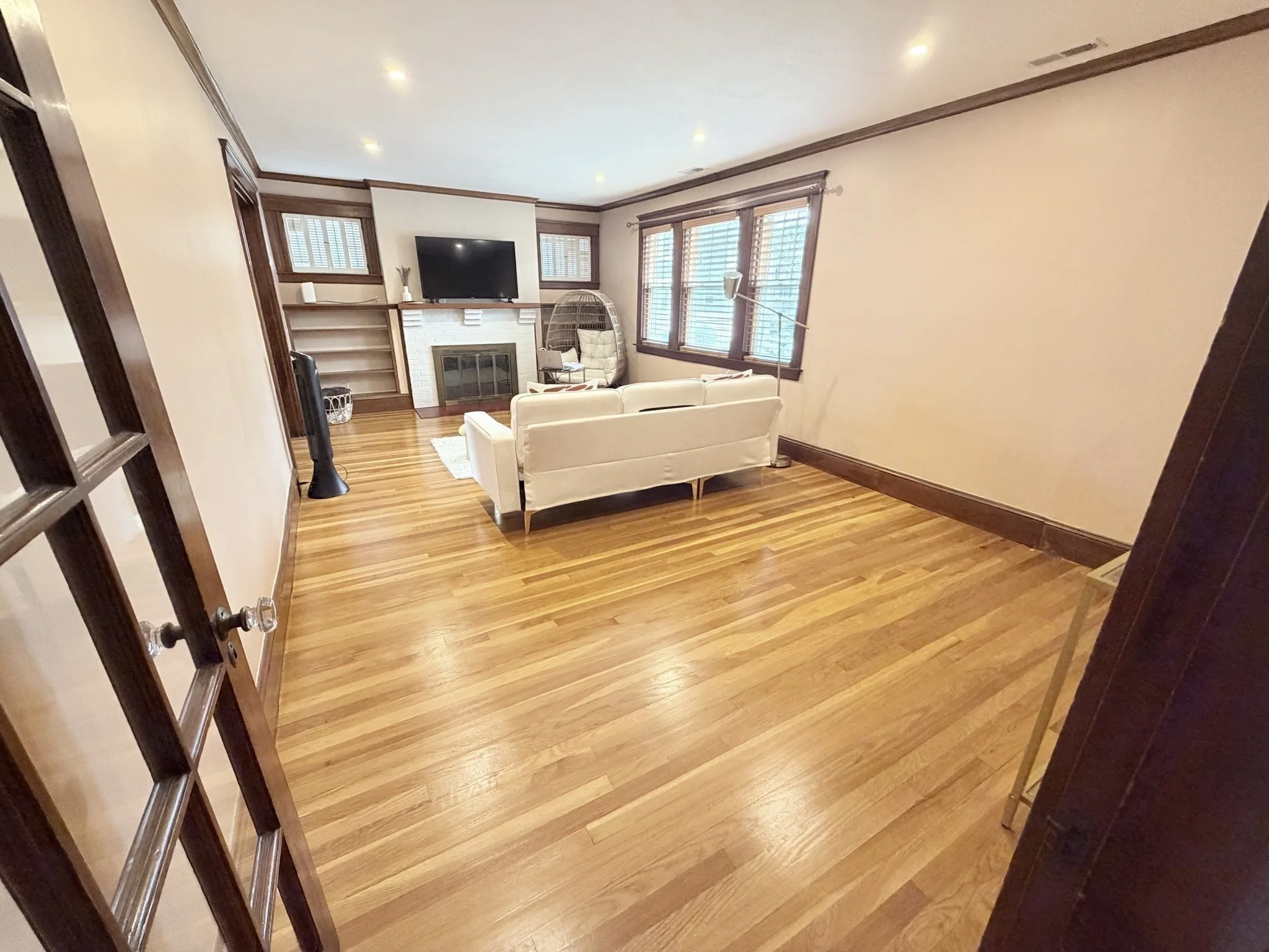 4 bed, 2 bath apartment for rent at 48 Trapelo Unit 2, Brighton — photo 4 of 25