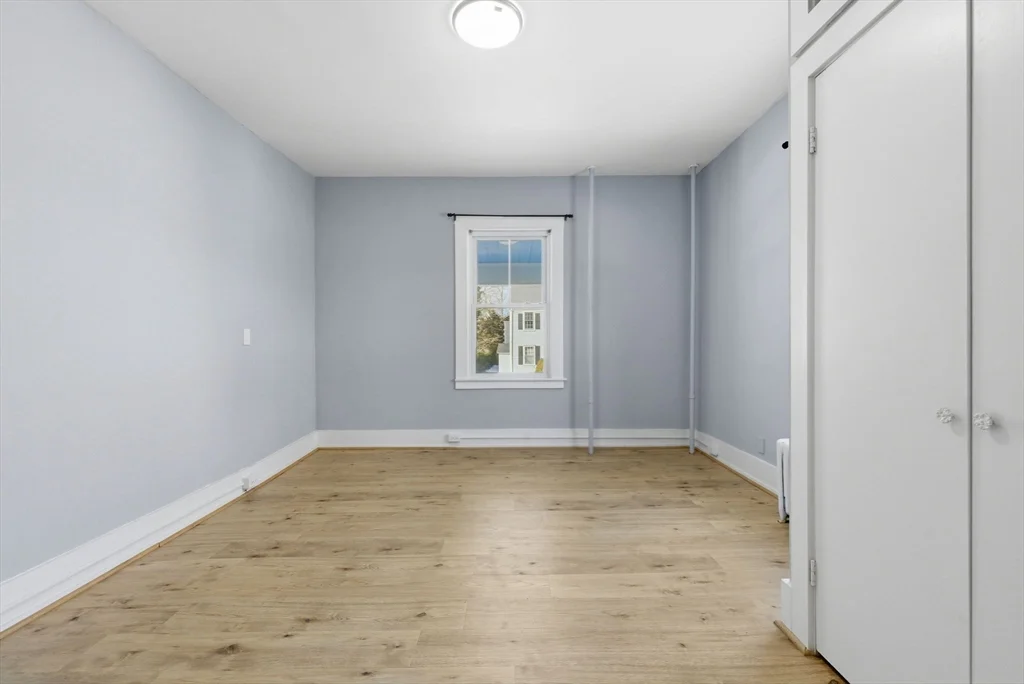 4 bed, 1 bath apartment for rent at 48 Walker St Unit A, Falmouth (village) — photo 23 of 28