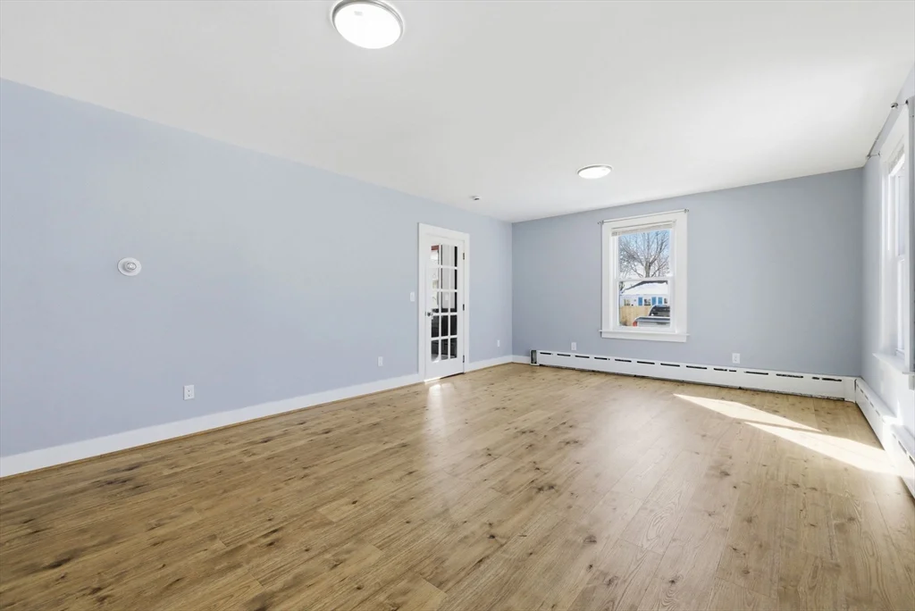 4 bed, 1 bath apartment for rent at 48 Walker St Unit A, Falmouth (village) — photo 15 of 28