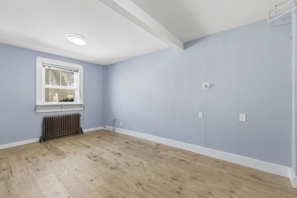 4 bed, 1 bath apartment for rent at 48 Walker St Unit A, Falmouth (village) — photo 20 of 28