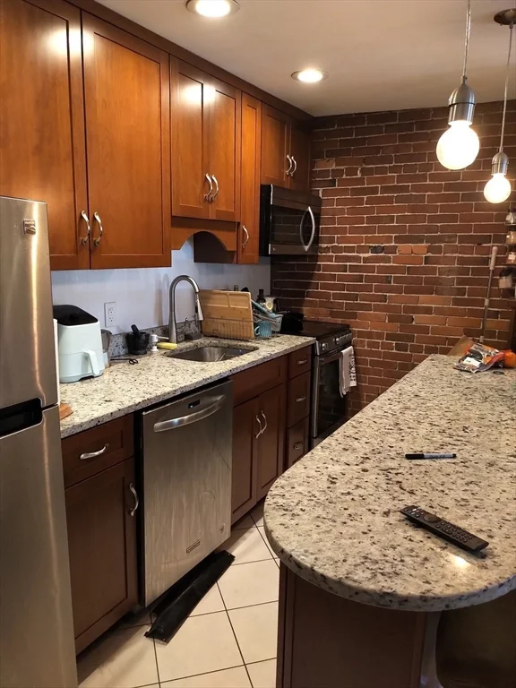 2 bed, 1 bath apartment for rent at 48 Waltham St Unit 1, South End — photo 3 of 12