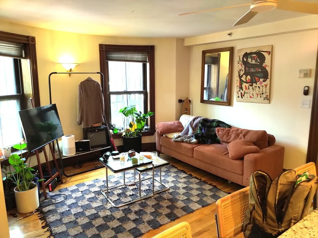 2 bed, 1 bath apartment for rent at 48 Waltham St Unit 1, South End — photo 1 of 12