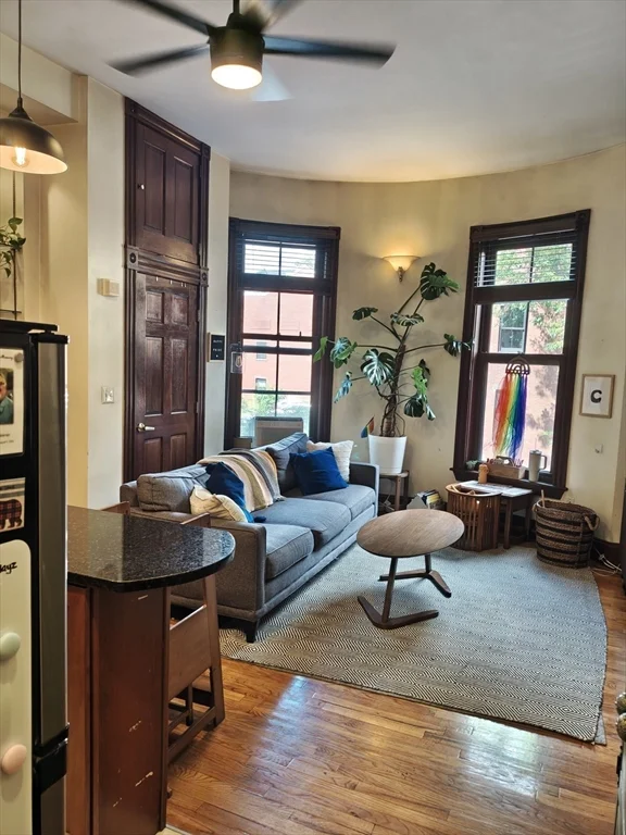 2 bed, 1 bath apartment for rent at 48 Waltham St Unit 2, South End — photo 3 of 12