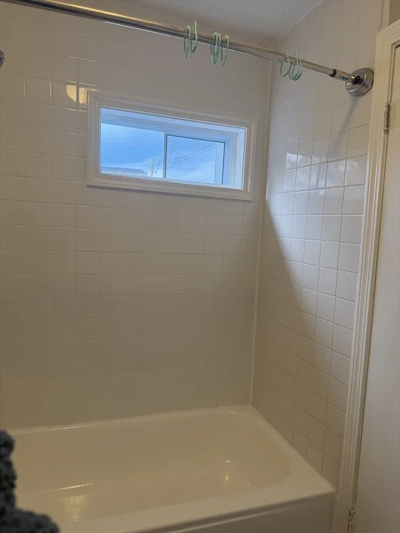 3 bed, 1 bath apartment for rent at 48 Wamesit St Unit 2, Lowell — photo 11 of 14