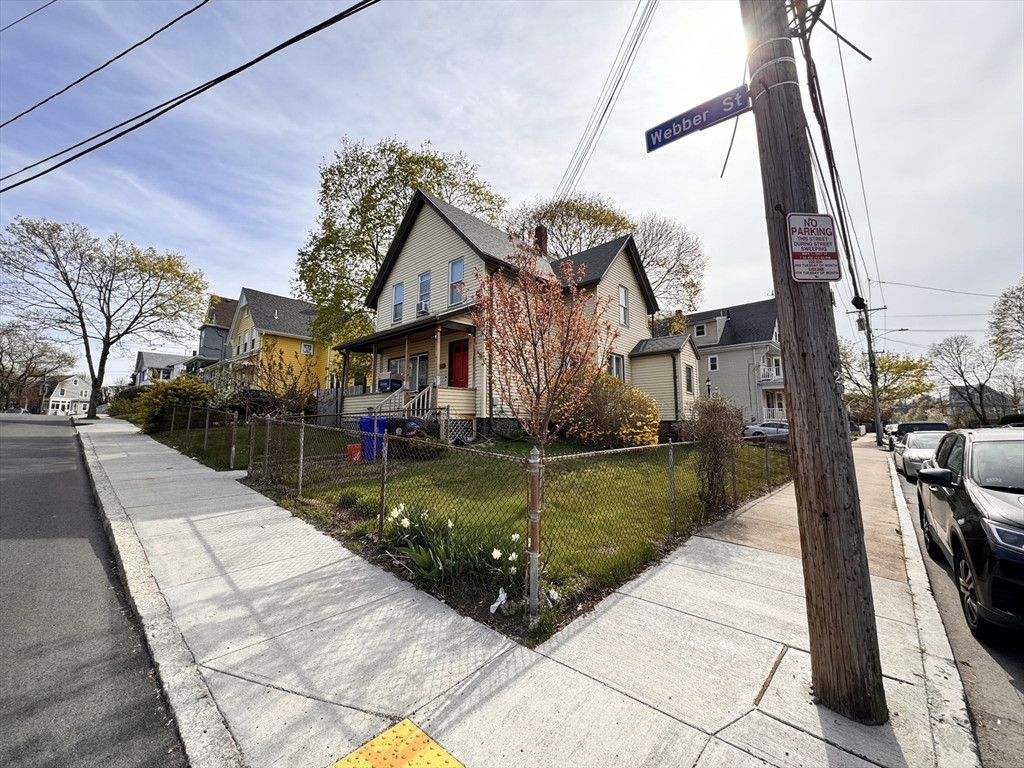 1 bed, 1 bath apartment for rent at 48 Webber St Unit 2, Malden — photo 1 of 20