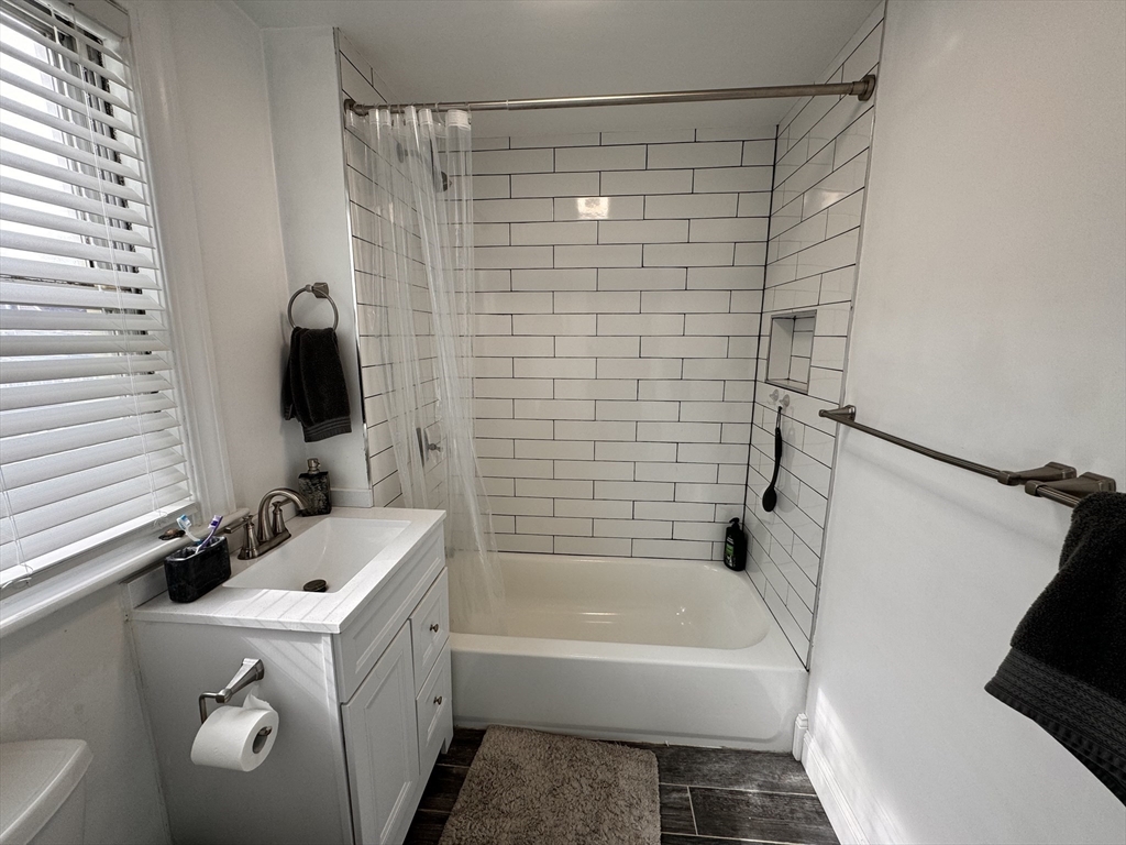 1 bed, 1 bath apartment for rent at 48 Webber St Unit 2, Malden — photo 14 of 20