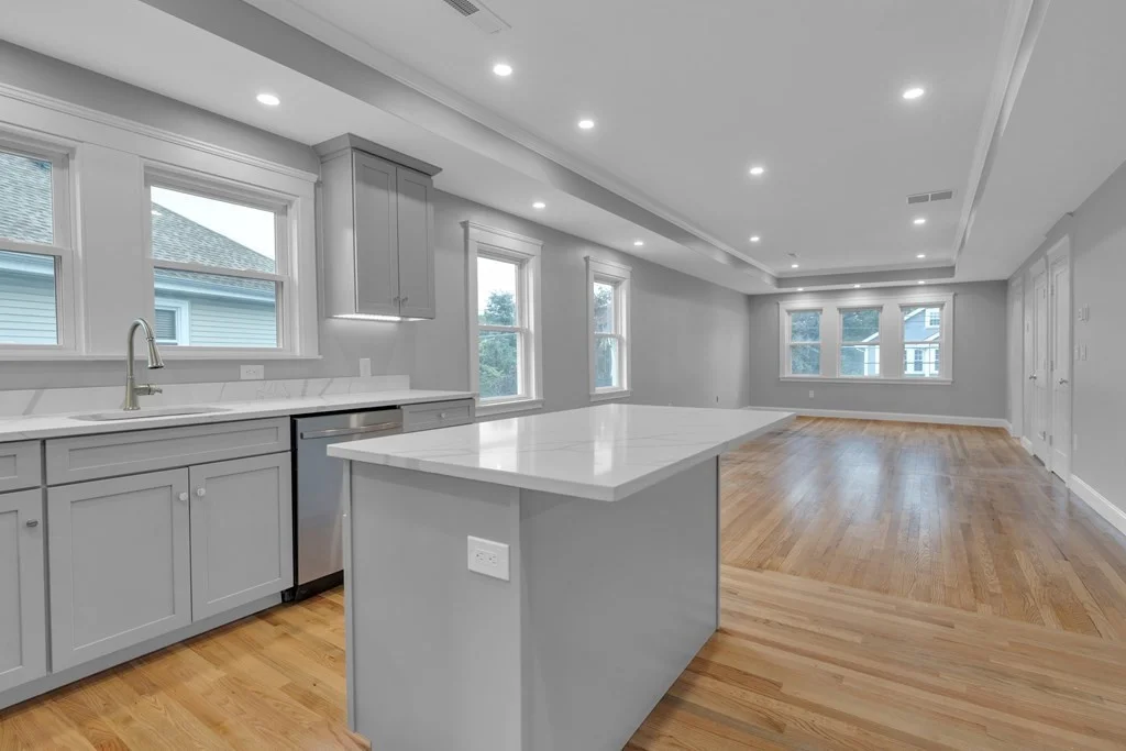 4 bed, 2 bath apartment for rent at 48 Webster St Unit 0, Lawrence Estates — photo 6 of 20