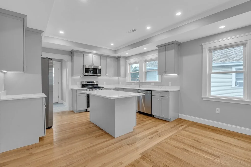 4 bed, 2 bath apartment for rent at 48 Webster St Unit 0, Lawrence Estates — photo 3 of 20