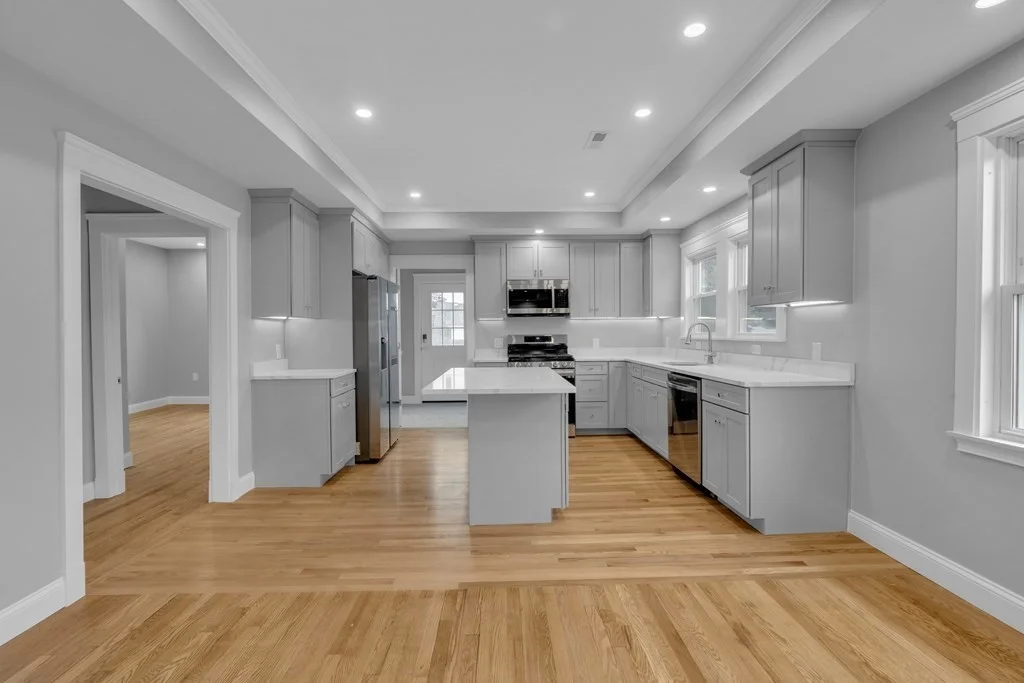 4 bed, 2 bath apartment for rent at 48 Webster St Unit 0, Lawrence Estates — photo 4 of 20
