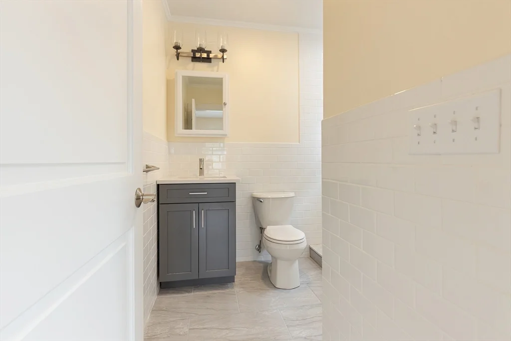 3 bed, 2 bath apartment for rent at 48 West Tremlett St Unit 1, Dorchester — photo 12 of 20