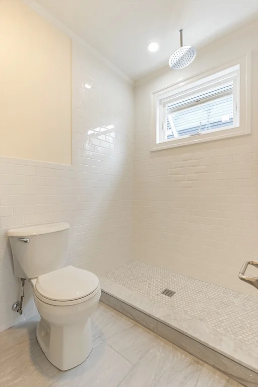 3 bed, 2 bath apartment for rent at 48 West Tremlett St Unit 1, Dorchester — photo 13 of 20