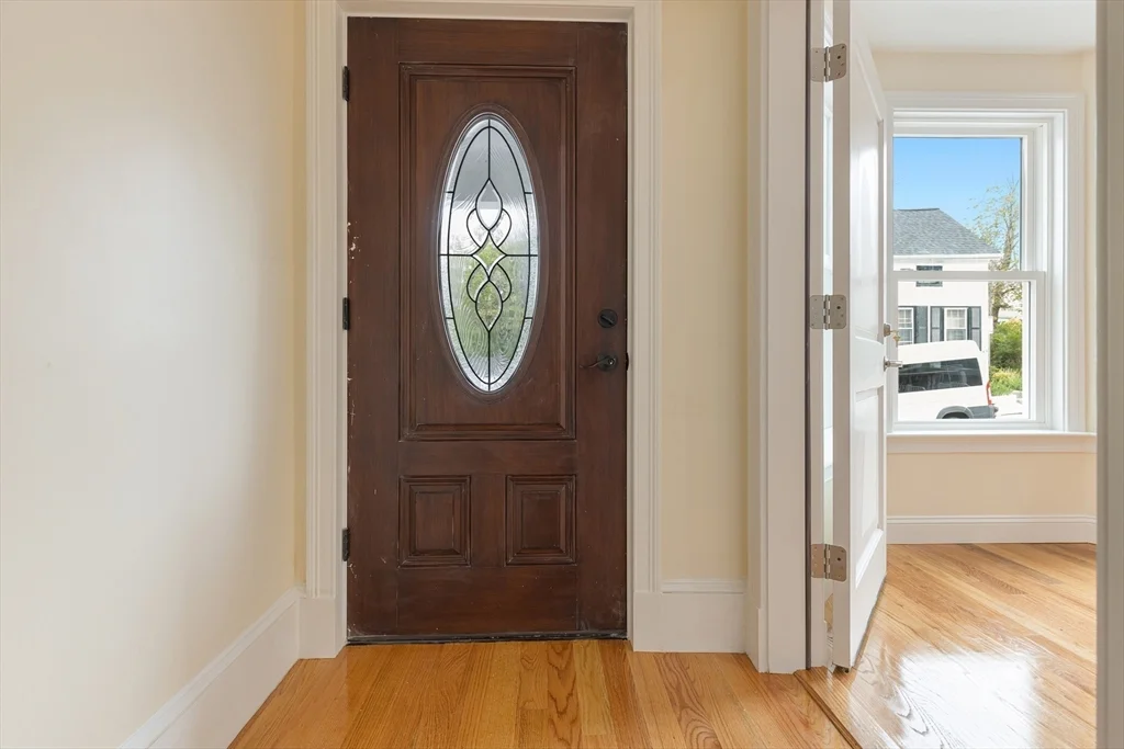 3 bed, 2 bath apartment for rent at 48 West Tremlett St Unit 1, Dorchester — photo 17 of 20