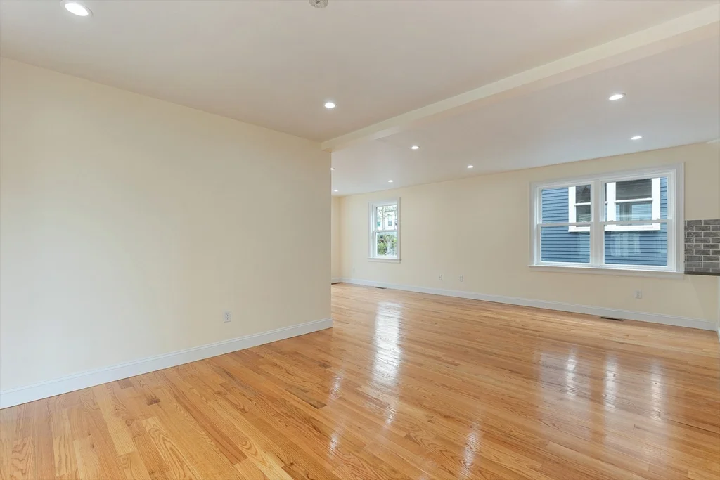 3 bed, 2 bath apartment for rent at 48 West Tremlett Unit 2, Dorchester — photo 11 of 22