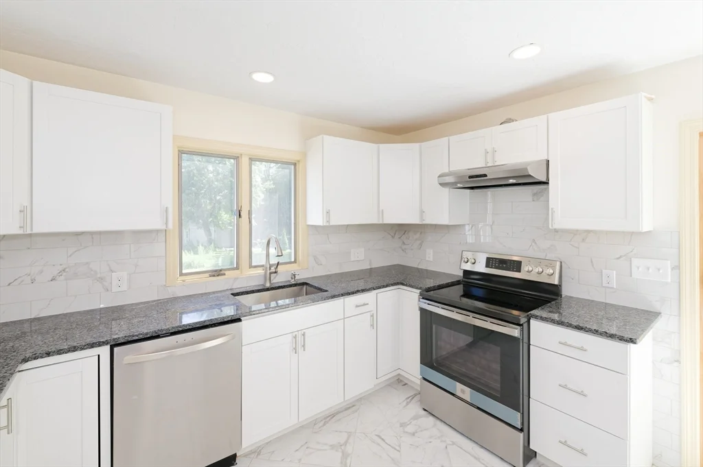 3 bed, 1 bath apartment for rent at 48 Westbrook Rd Unit 48, Northborough — photo 10 of 30