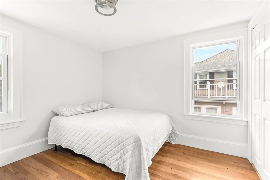 3 bed, 1 bath apartment for rent at 48 Whitney Rd, Lawrence Estates — photo 17 of 21