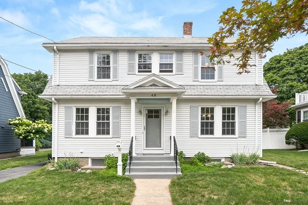 3 bed, 1 bath apartment for rent at 48 Whitney Rd, Lawrence Estates — photo 2 of 21